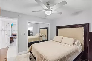 6215 W 20th Ave, Hialeah, FL 33012 - Photo 15