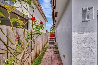 1130 NE 41st Ave, Homestead, FL 33033 - Photo 33