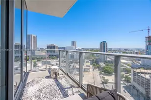 851 NE 1st Ave, Miami, FL 33132 - Photo 17