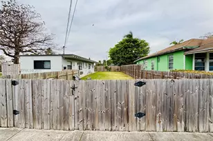 536 SW 6th Terrace, Homestead, FL 33030 - Photo 13