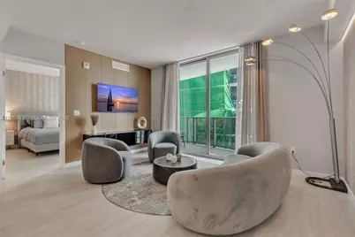 77 SE 5th St #2006, Miami, FL 33131 - Photo 33