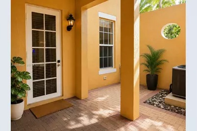 1101 SW 147th Ter #1101, Pembroke Pines, FL 33027 - Photo 3