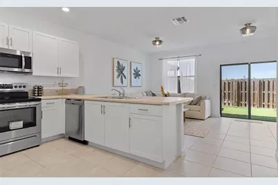 10085 SW 228th Ter, Miami, FL 33190 - Photo 15
