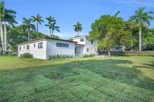 205 NE 123rd St, North Miami, FL 33161 - Photo 49