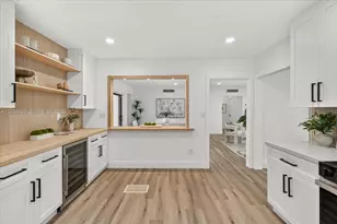 205 NE 123rd St, North Miami, FL 33161 - Photo 17
