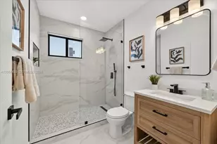 205 NE 123rd St, North Miami, FL 33161 - Photo 41