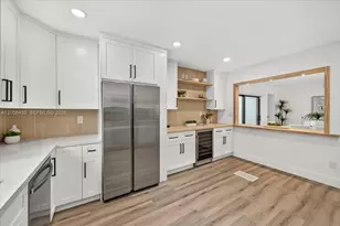 205 NE 123rd St, North Miami, FL 33161 - Photo 15