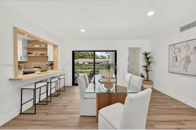 205 NE 123rd St, North Miami, FL 33161 - Photo 9