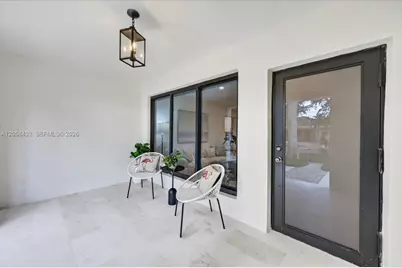 205 NE 123rd St, North Miami, FL 33161 - Photo 3