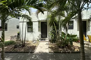 323 Fillmore St, Hollywood, FL 33019 - Photo 3