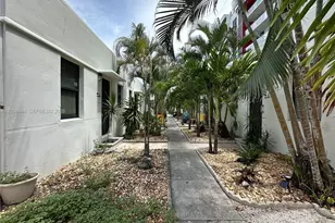 323 Fillmore St, Hollywood, FL 33019 - Photo 7