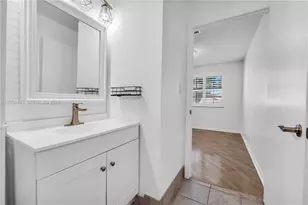 9005 W Sunrise Blvd, Plantation, FL 33322 - Photo 21