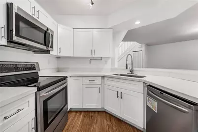 9005 W Sunrise Blvd #9005, Plantation, FL 33322 - Photo 7
