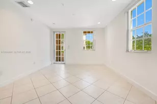 480 SW 147th Ave, Pembroke Pines, FL 33027 - Photo 5
