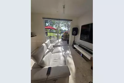 7950 NW 108th Pl, Doral, FL 33178 - Photo 7