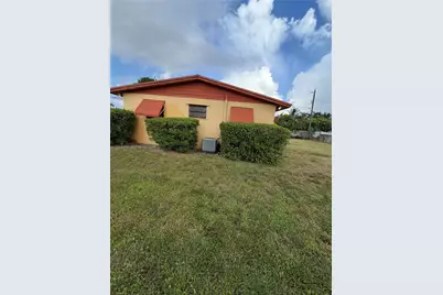 10701 SW 149th St, Miami, FL 33176 - Photo 5