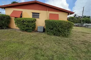 10701 SW 149th St, Miami, FL 33176 - Photo 5