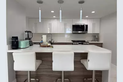 1800 Collins Ave #3H, Miami Beach, FL 33139 - Photo 23