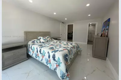 1800 Collins Ave #3H, Miami Beach, FL 33139 - Photo 17