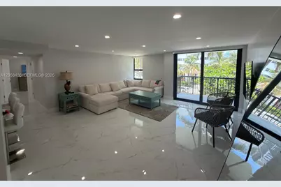1800 Collins Ave #3H, Miami Beach, FL 33139 - Photo 5