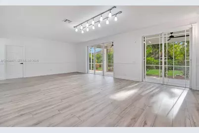 1665 Osprey Bnd, Weston, FL 33327 - Photo 9