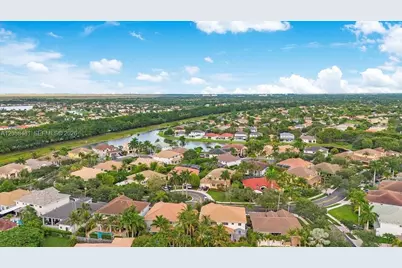 1665 Osprey Bnd, Weston, FL 33327 - Photo 53