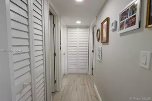 8015 SW 107th Ave, Miami, FL 33173 - Photo 7