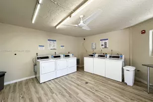 8015 SW 107th Ave, Miami, FL 33173 - Photo 11