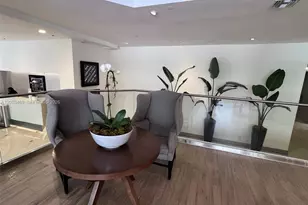 100 Lincoln Rd, Miami Beach, FL 33139 - Photo 61