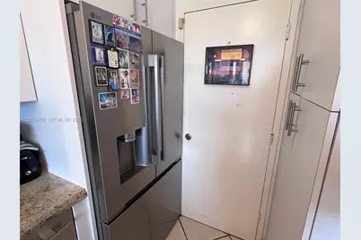 100 Lincoln Rd #542, Miami Beach, FL 33139 - Photo 21