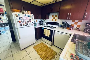 11855 NE 19th Dr, North Miami, FL 33181 - Photo 5