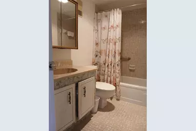 1100 Saint Charles Pl #712, Pembroke Pines, FL 33026 - Photo 9