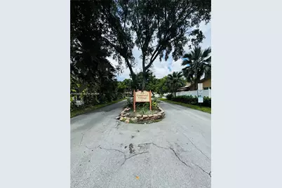 3777 NW 78th Ave #8E, Davie, FL 33024 - Photo 21