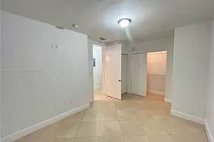 1034 Lenox Ave., Miami Beach, FL 33139 - Photo 7