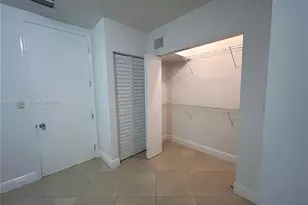 1034 Lenox Ave., Miami Beach, FL 33139 - Photo 9