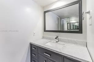 1719 Whitehall Dr, Davie, FL 33324 - Photo 11