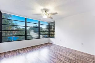 1719 Whitehall Dr, Davie, FL 33324 - Photo 3