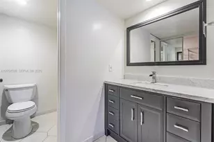 1719 Whitehall Dr, Davie, FL 33324 - Photo 9