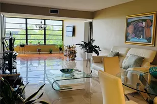1705 Whitehall Dr, Davie, FL 33324 - Photo 3