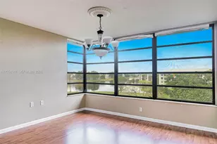 1705 Whitehall Dr, Davie, FL 33324 - Photo 9