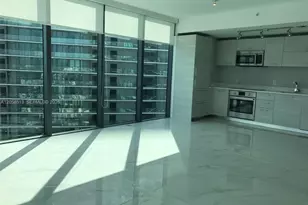 650 NE 32nd St, Miami, FL 33137 - Photo 7
