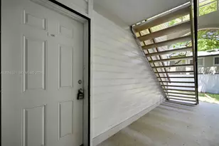 18965 NW 62nd Ave, Hialeah, FL 33015 - Photo 3