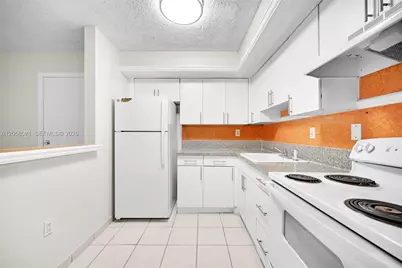 18965 NW 62nd Ave #106, Hialeah, FL 33015 - Photo 13