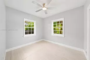 2301 Tequesta Ln, Miami, FL 33133 - Photo 21