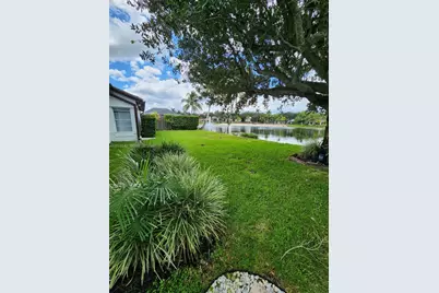 19640 NW 87th Pl #19640, Hialeah, FL 33018 - Photo 21