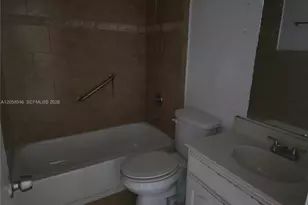 5525 W 24th Way, Hialeah, FL 33016 - Photo 21