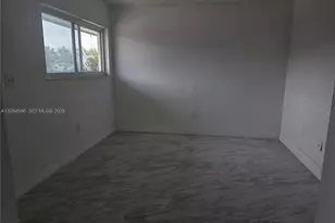 5525 W 24th Way, Hialeah, FL 33016 - Photo 19