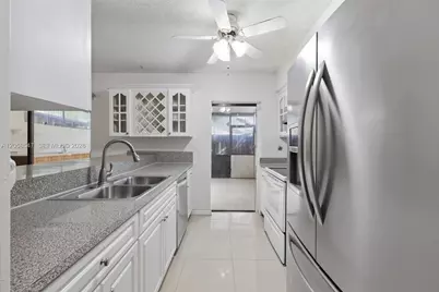 6929 SW 38th St #2-L, Miramar, FL 33023 - Photo 9