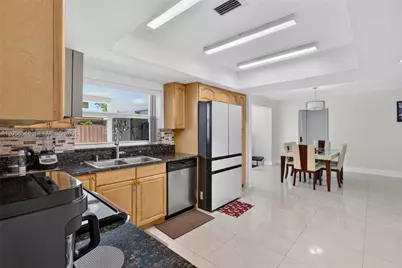 7721 Dilido Blvd, Miramar, FL 33023 - Photo 11