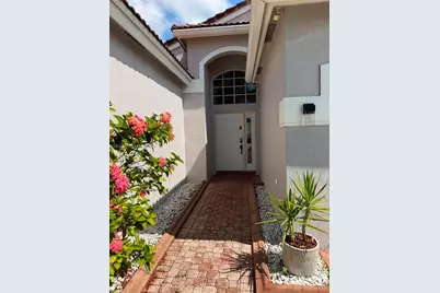 13237 NW 15th Ct, Pembroke Pines, FL 33028 - Photo 27